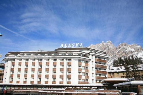 Hotel Alaska Cortina Cortina d'Ampezzo Ngoại thất bức ảnh