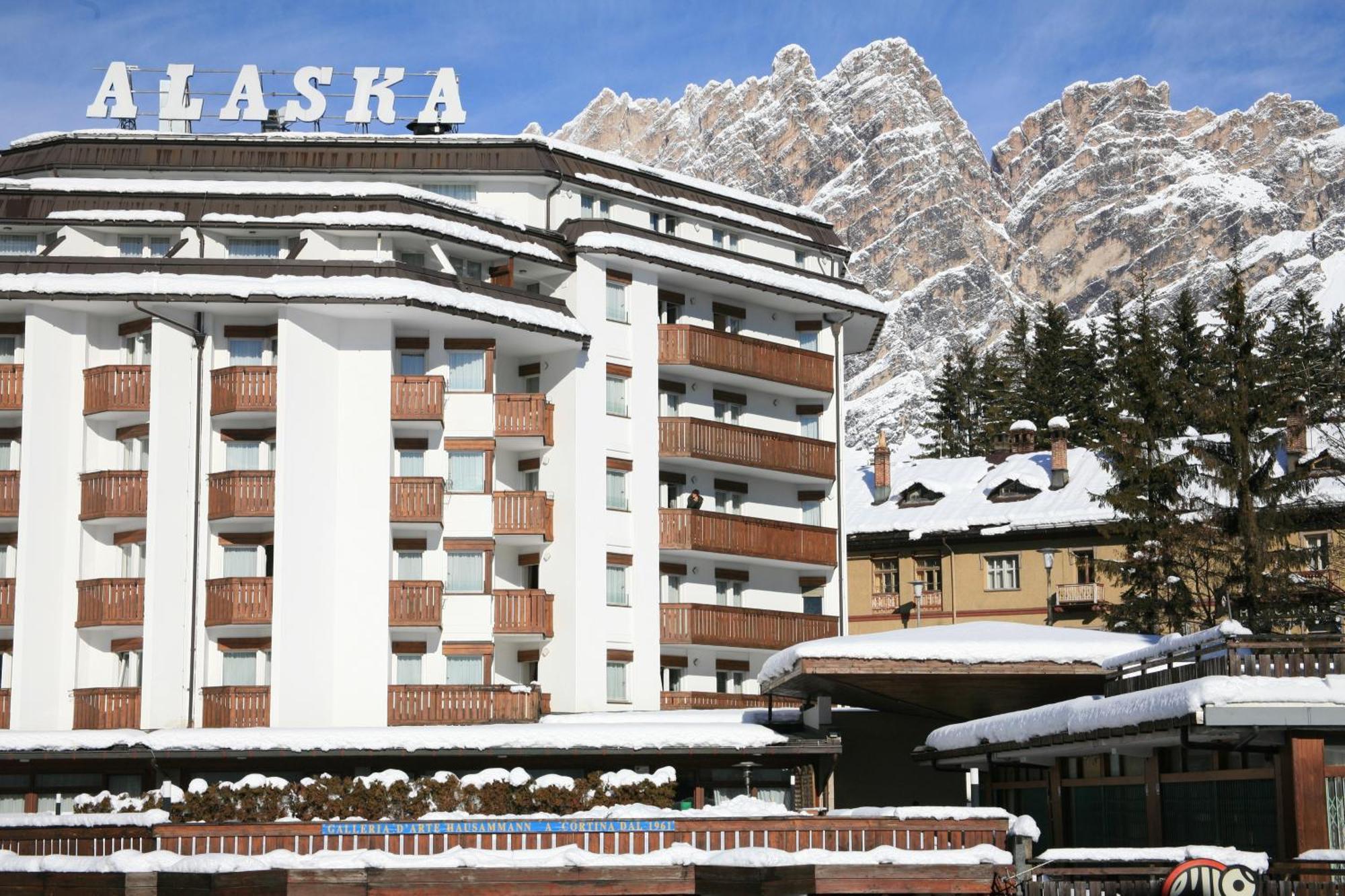 Hotel Alaska Cortina Cortina d'Ampezzo Ngoại thất bức ảnh