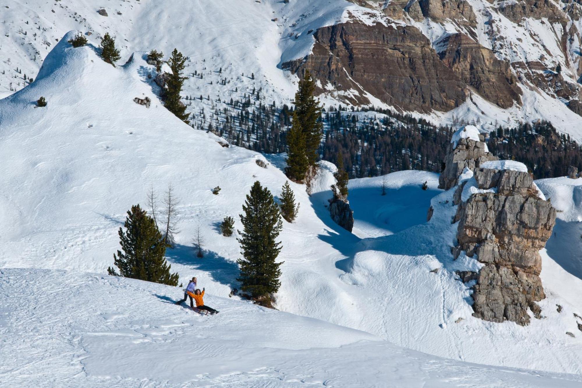 Hotel Alaska Cortina Cortina d'Ampezzo Ngoại thất bức ảnh