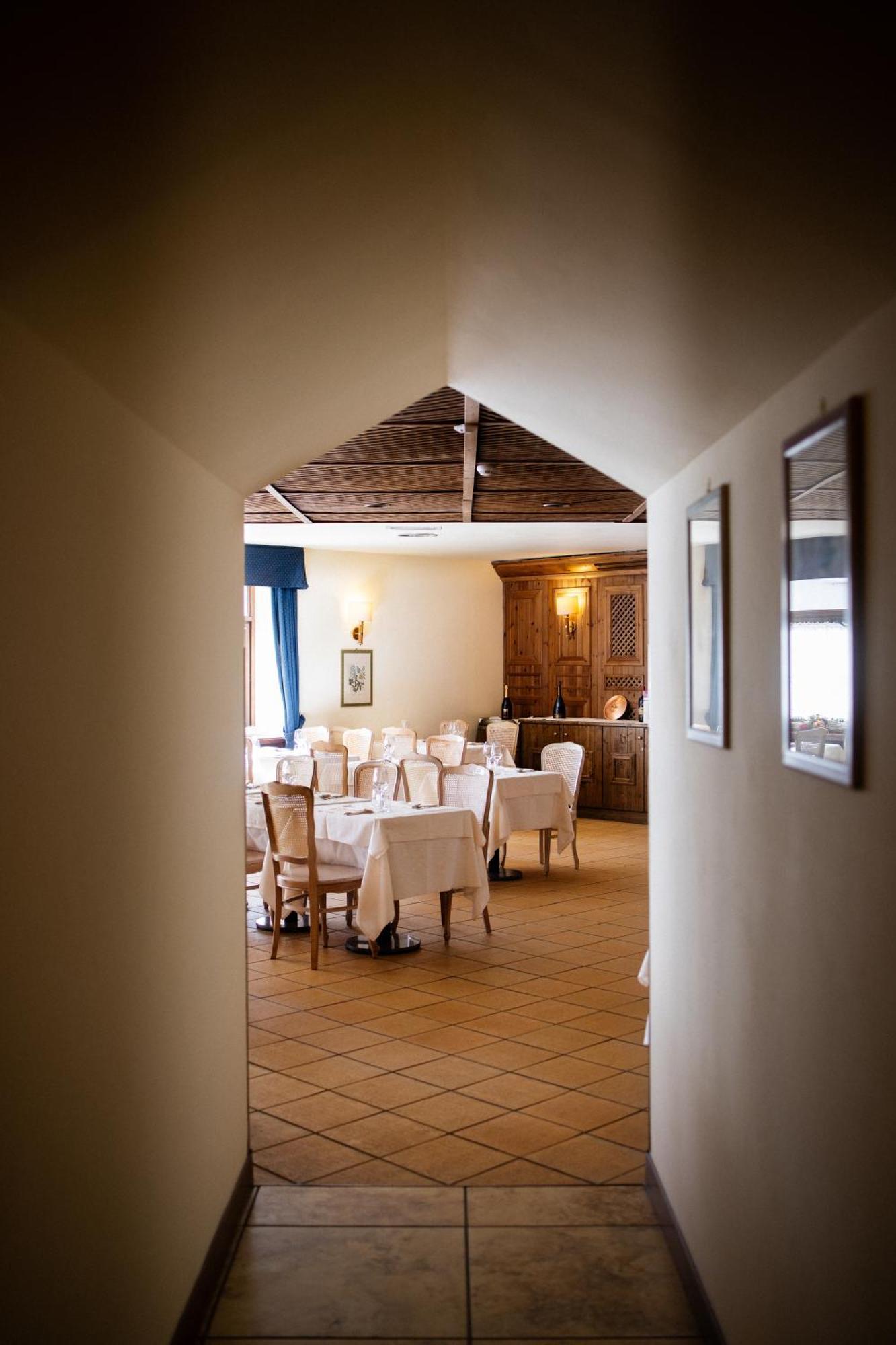 Hotel Alaska Cortina Cortina d'Ampezzo Ngoại thất bức ảnh